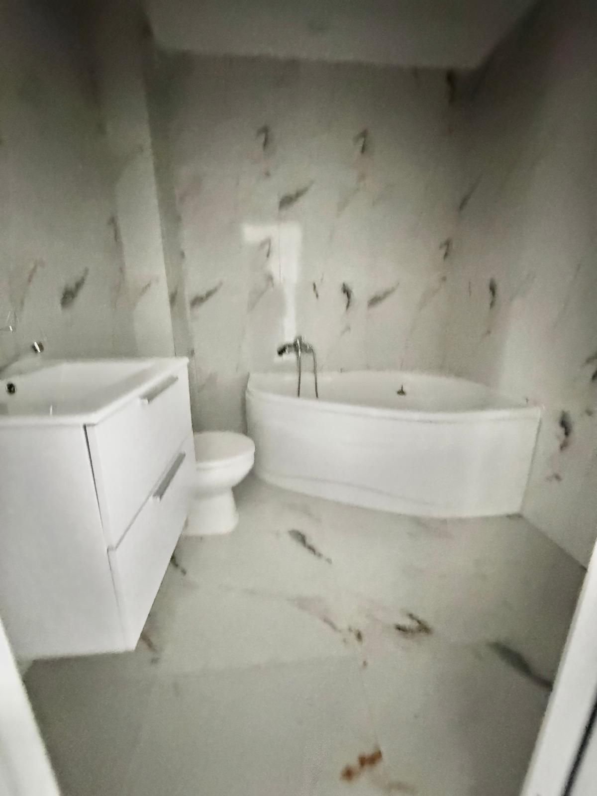 1787f149a9bd46868bd2247407e94f85