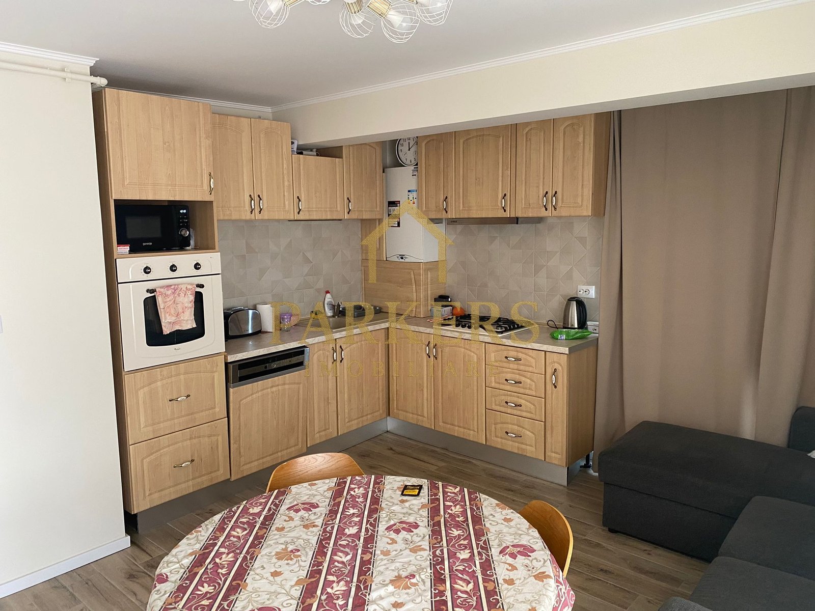 28accd8c04e64323a0b2daf6fef9bafd