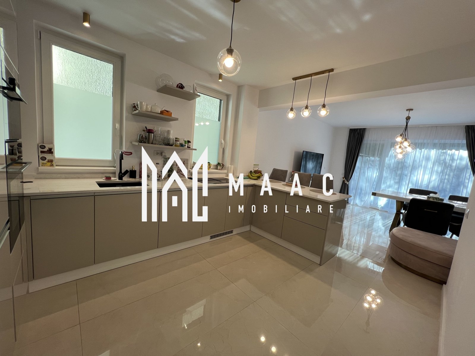 8eecfc8382974dcbb995050b50334394