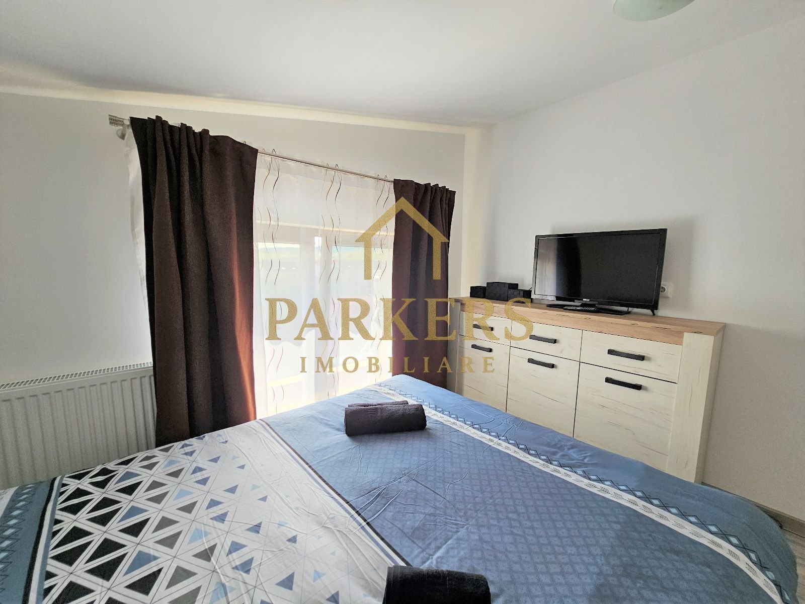 b048793fb77d4933b828b56a03513063