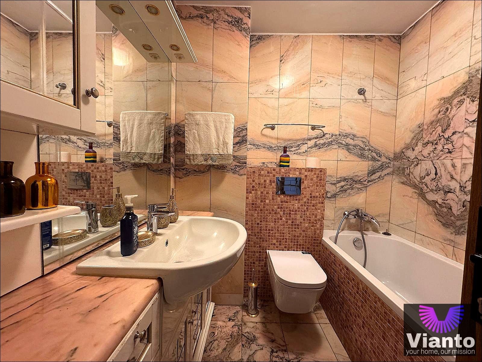 e3a031953f1f41408cacbcbfce18bd8e