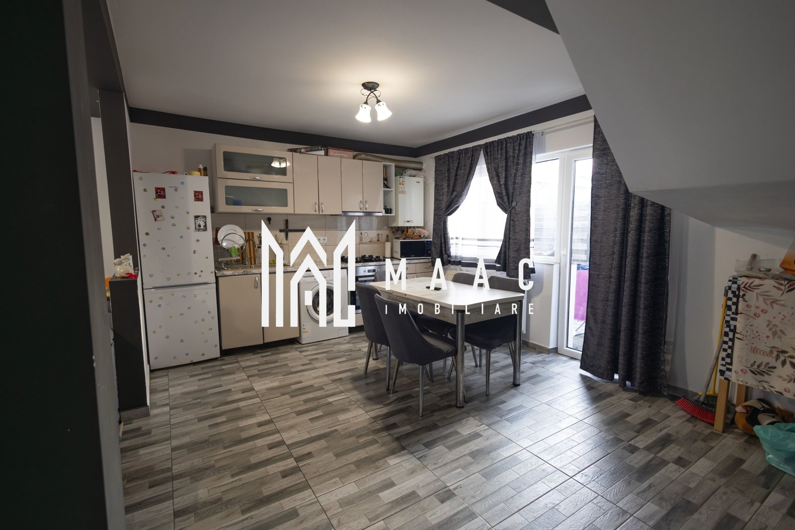 e4ea6b290b154ea6ad5cc488309f3dc2