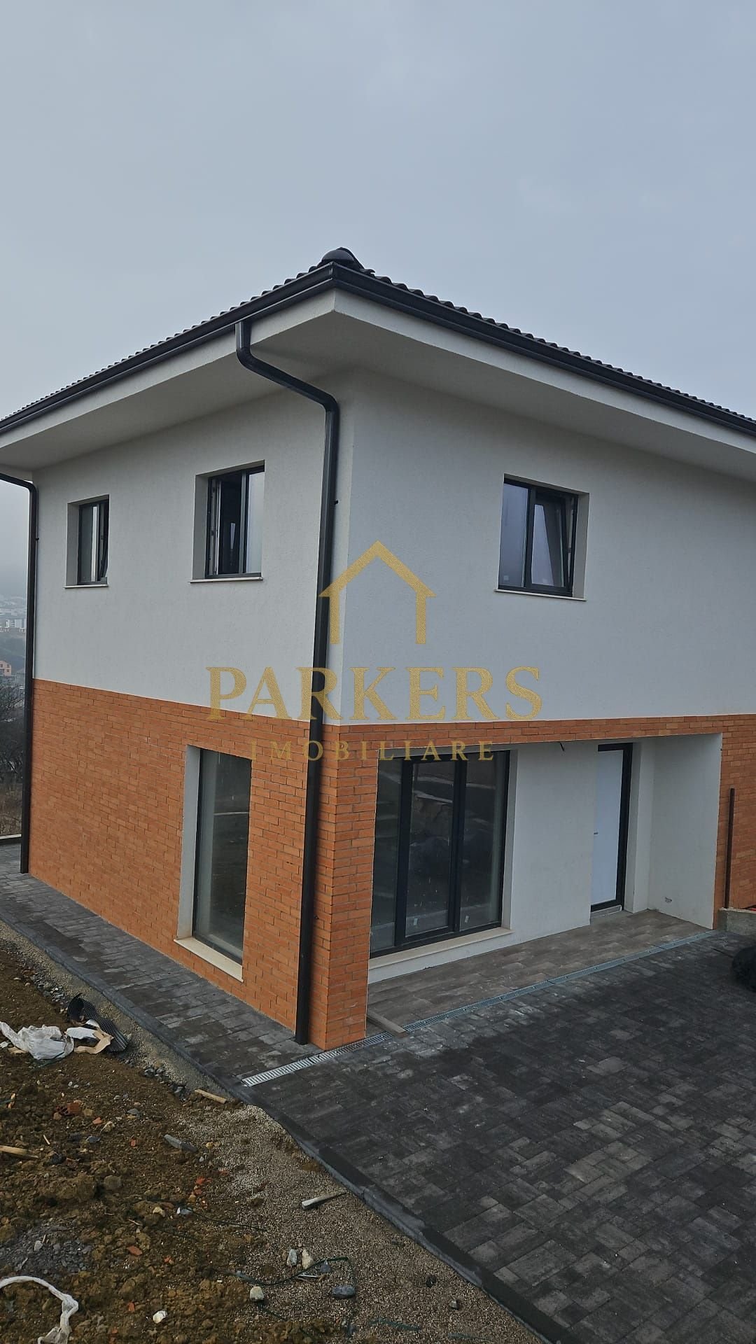 e60aaa9ee5374ed2a4db3ea379170399