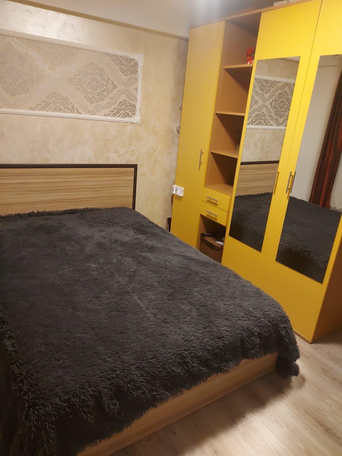 0d6b987e-402d-4dca-bc70-fd0955c10343