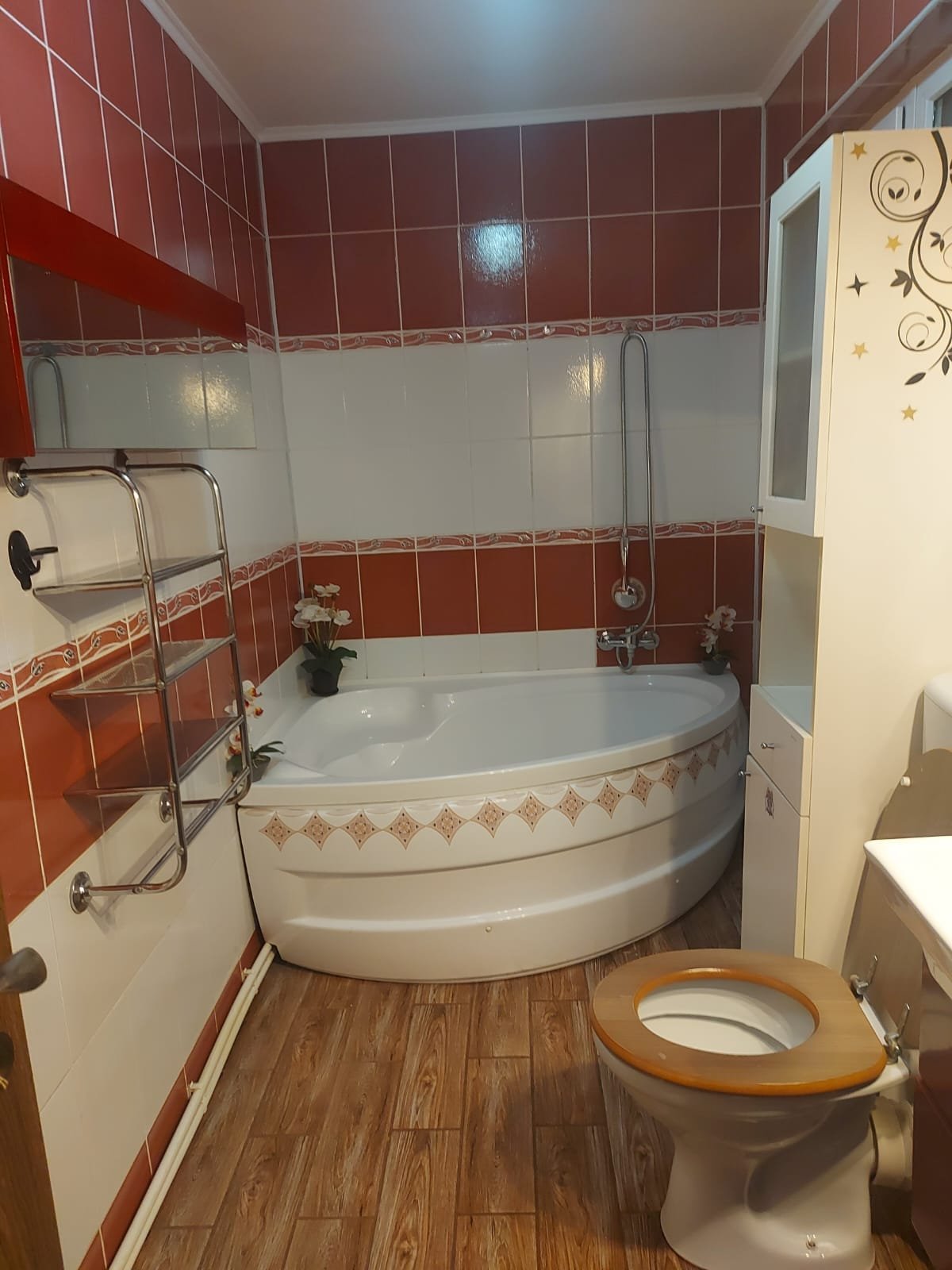 ab6fab0a-4ccf-4cdf-8b47-9bcf055c8423