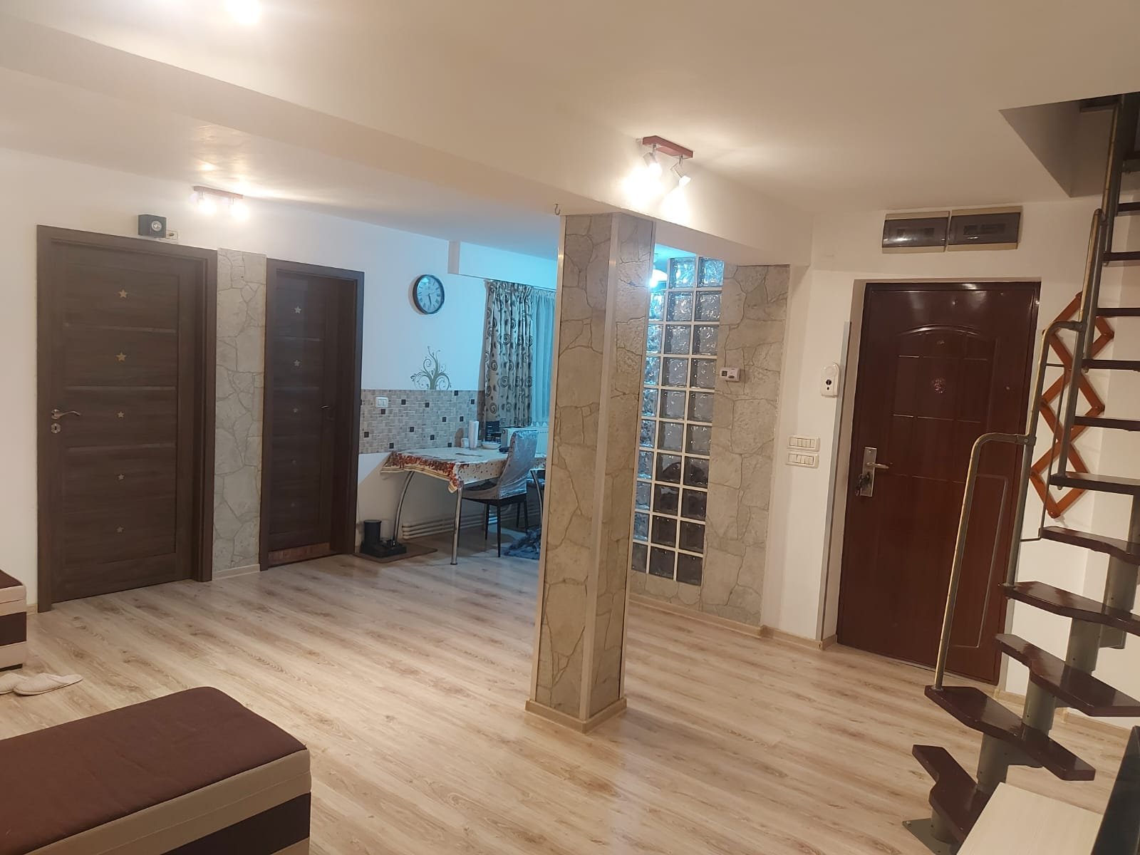 dc90afbb-11c7-4f2a-ad94-7a301b73b62f