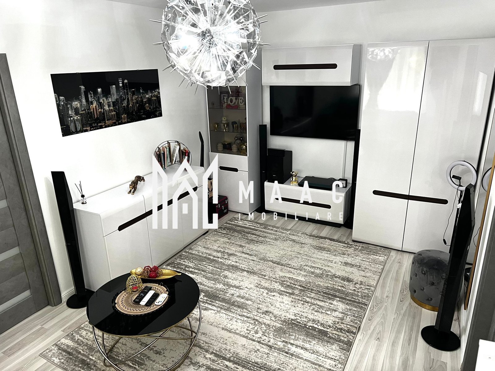 002167eb915c4d3b8887718581768add-1