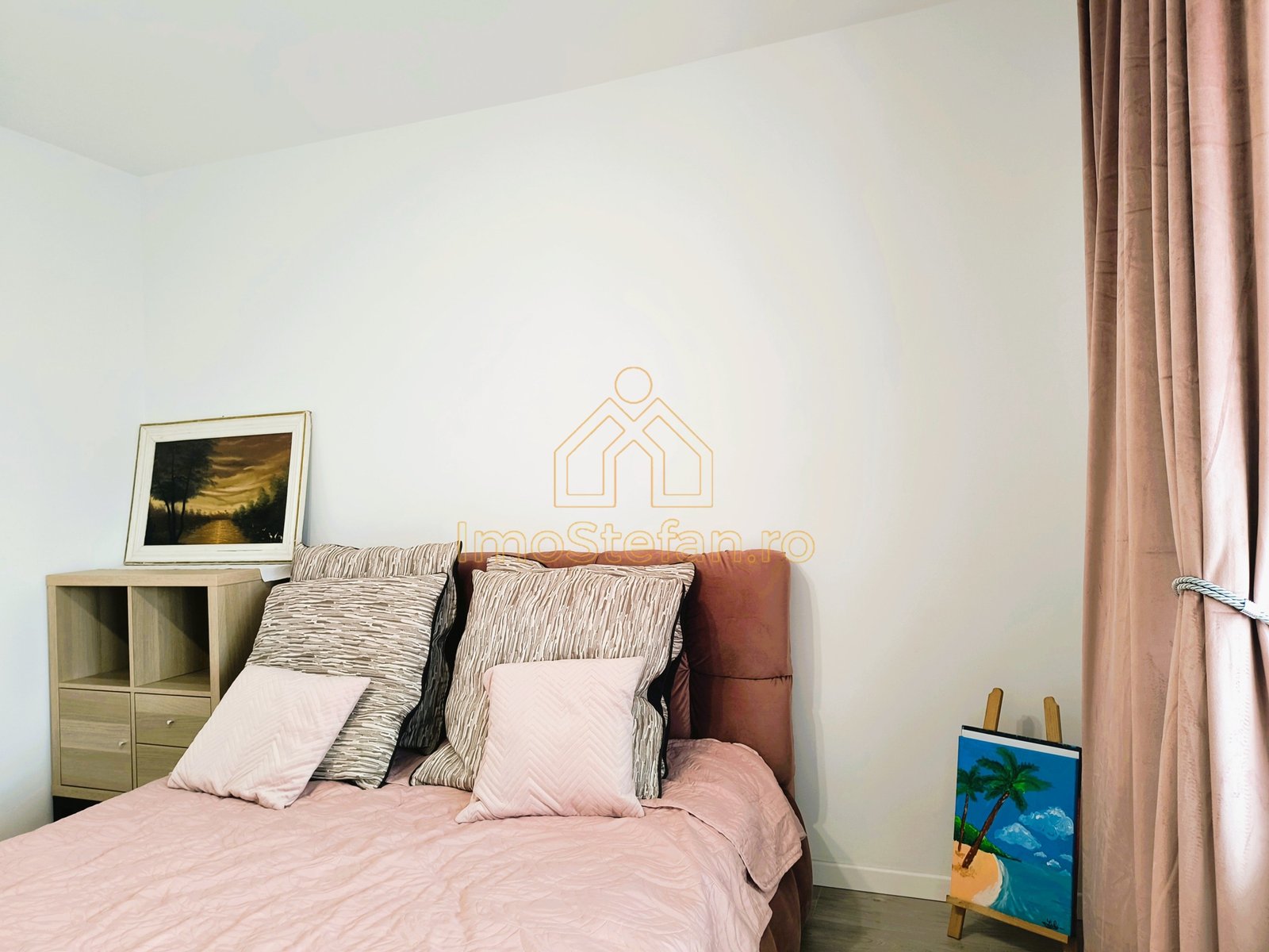 0a8d049d9a62444eb11bb392331fca4a-1