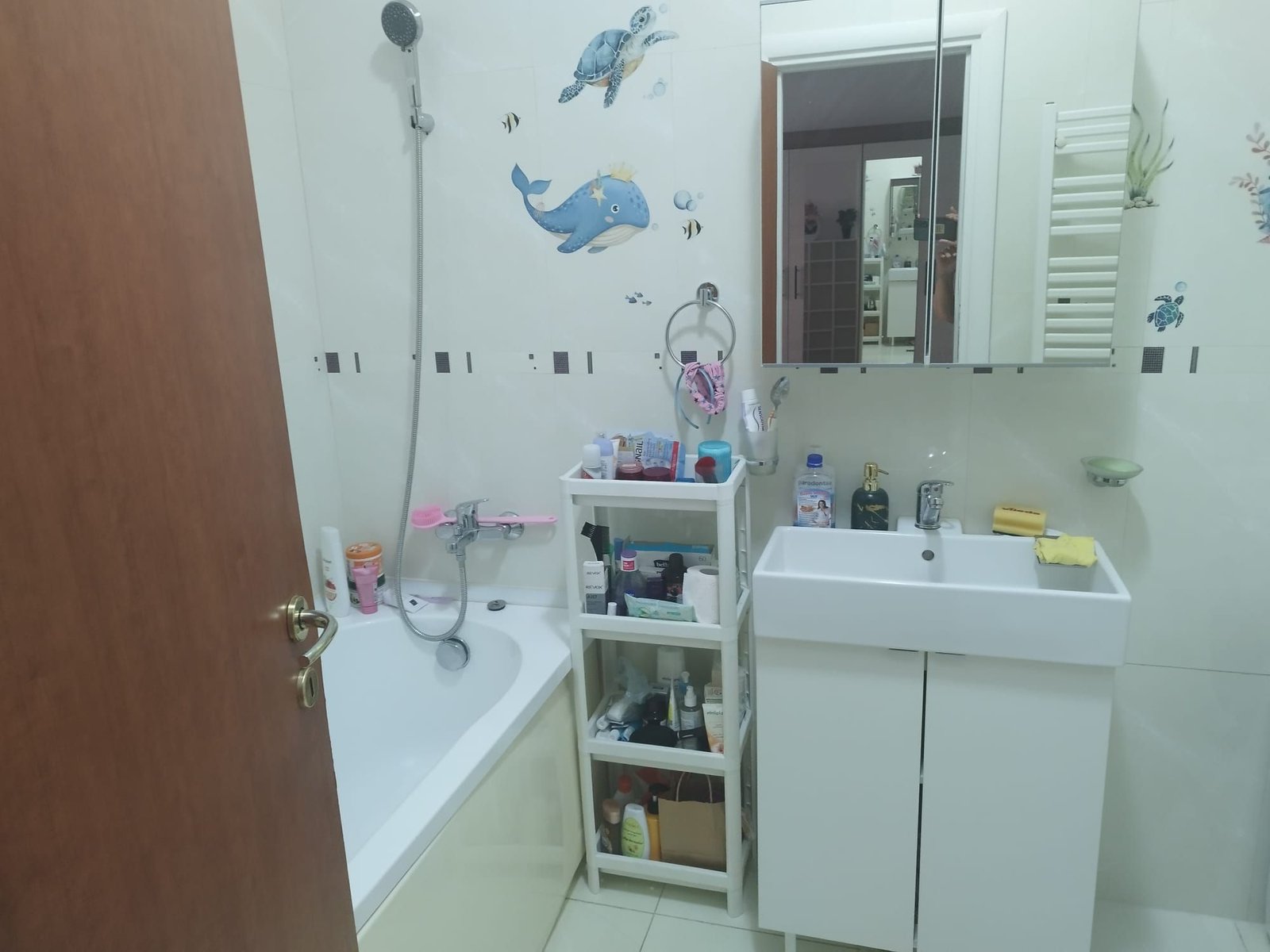 47b9c8fd4ba94e7f90ff331778b5ec36