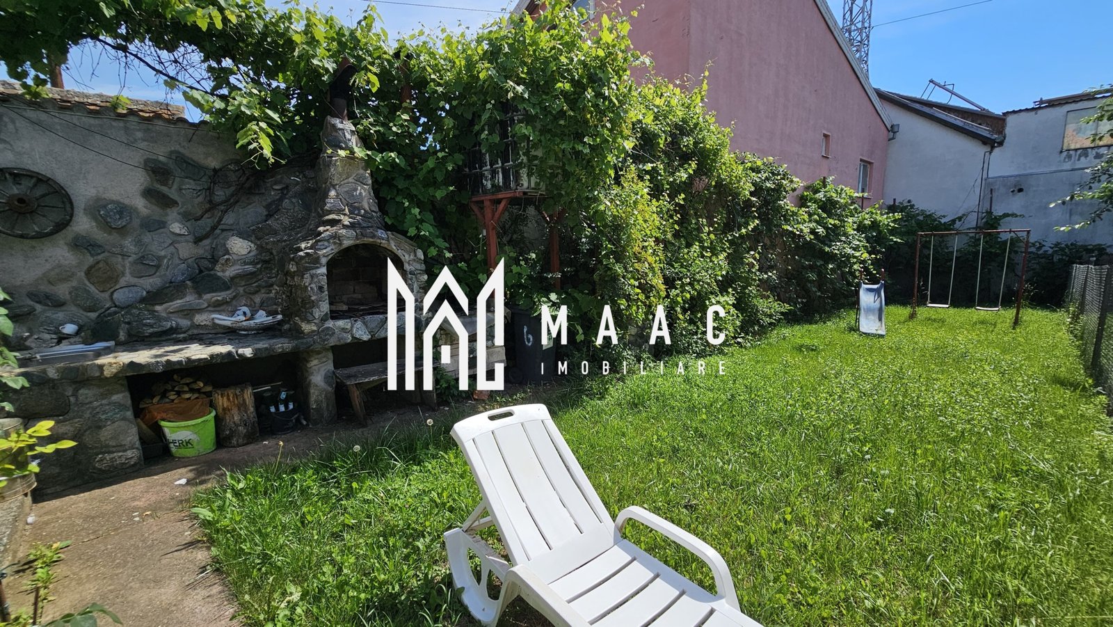 5a7216a615a44a41b2e261bd35df4988