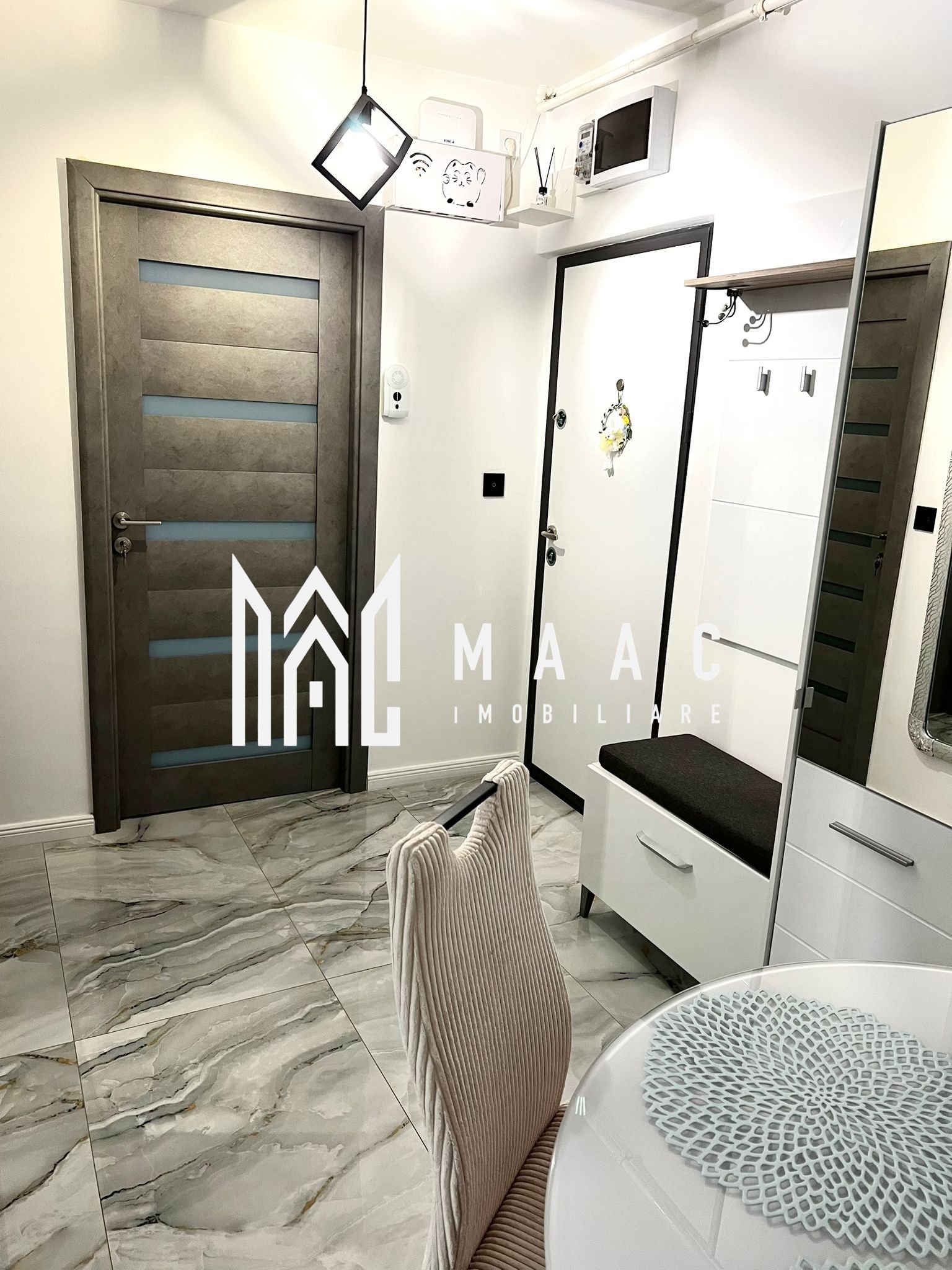 773b33f2d49642f884e7d2f342dffc8b-1