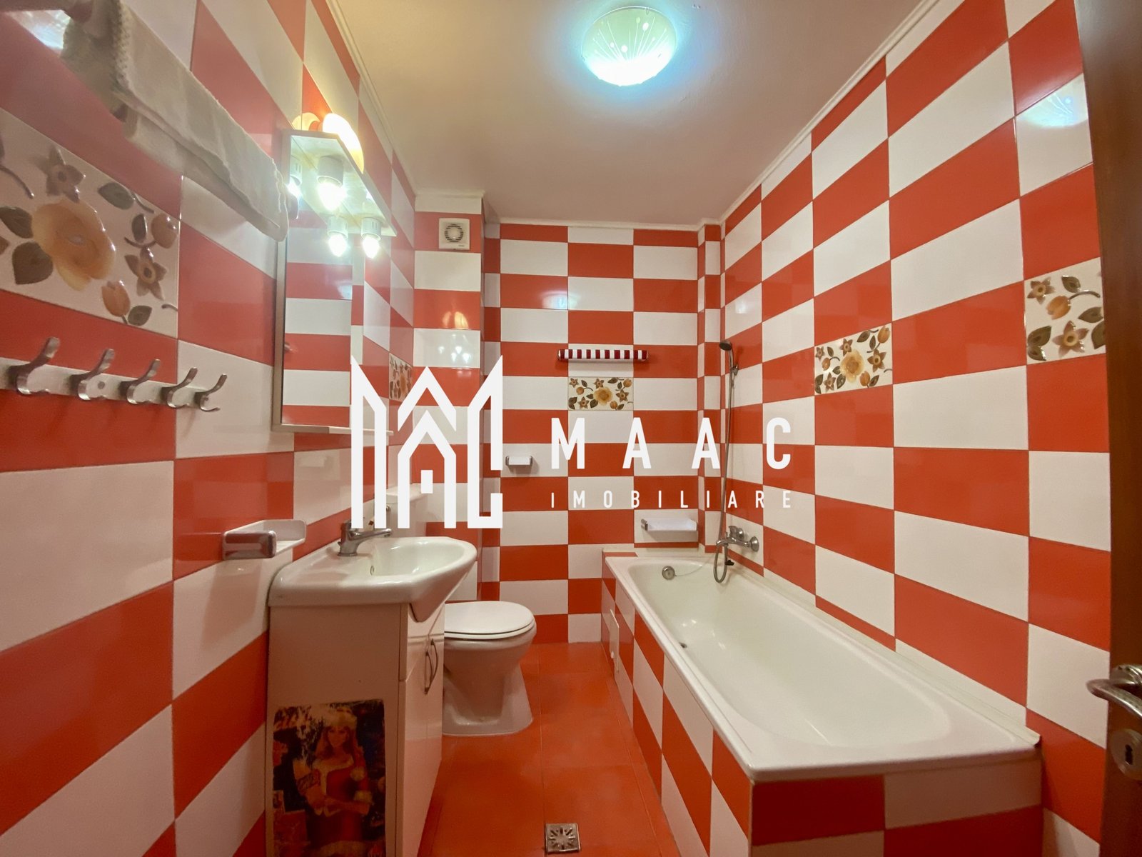 7c870a38ae3e4d8283c1f2cf28a09052-3