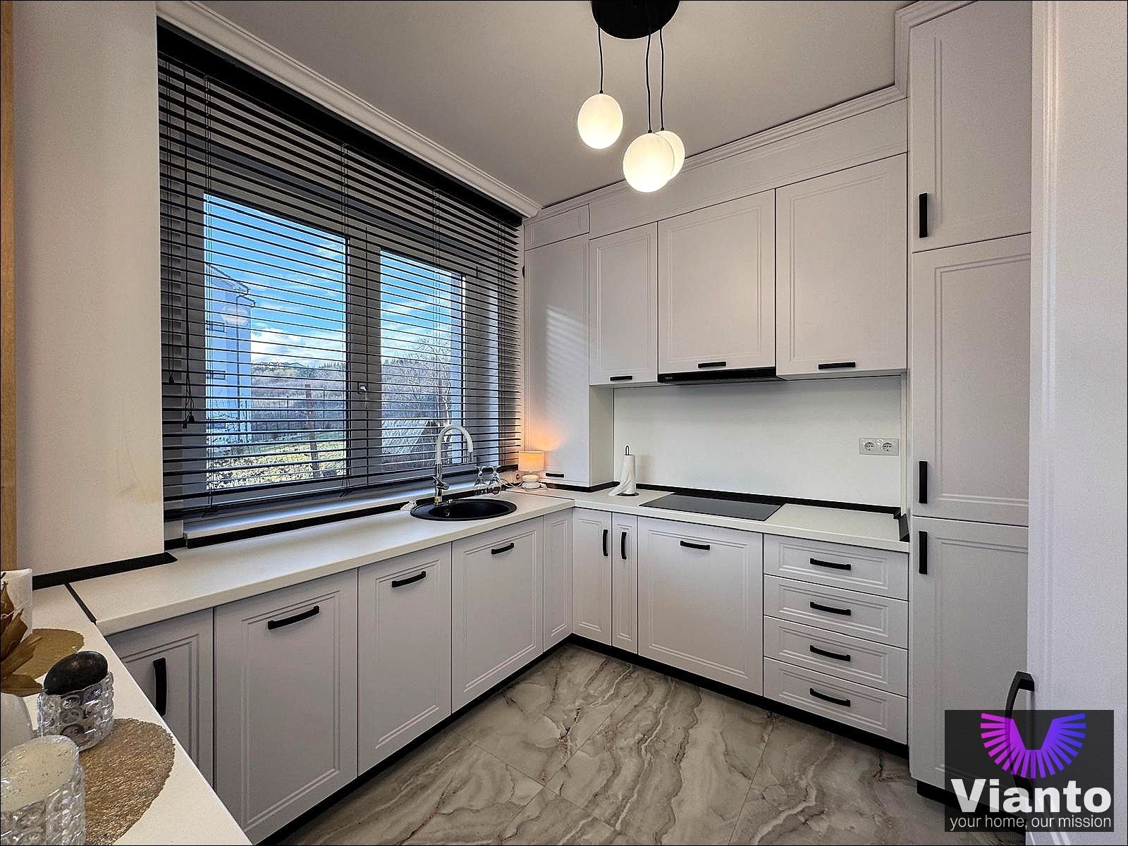 880f093f97c449f187370f2102b7a463