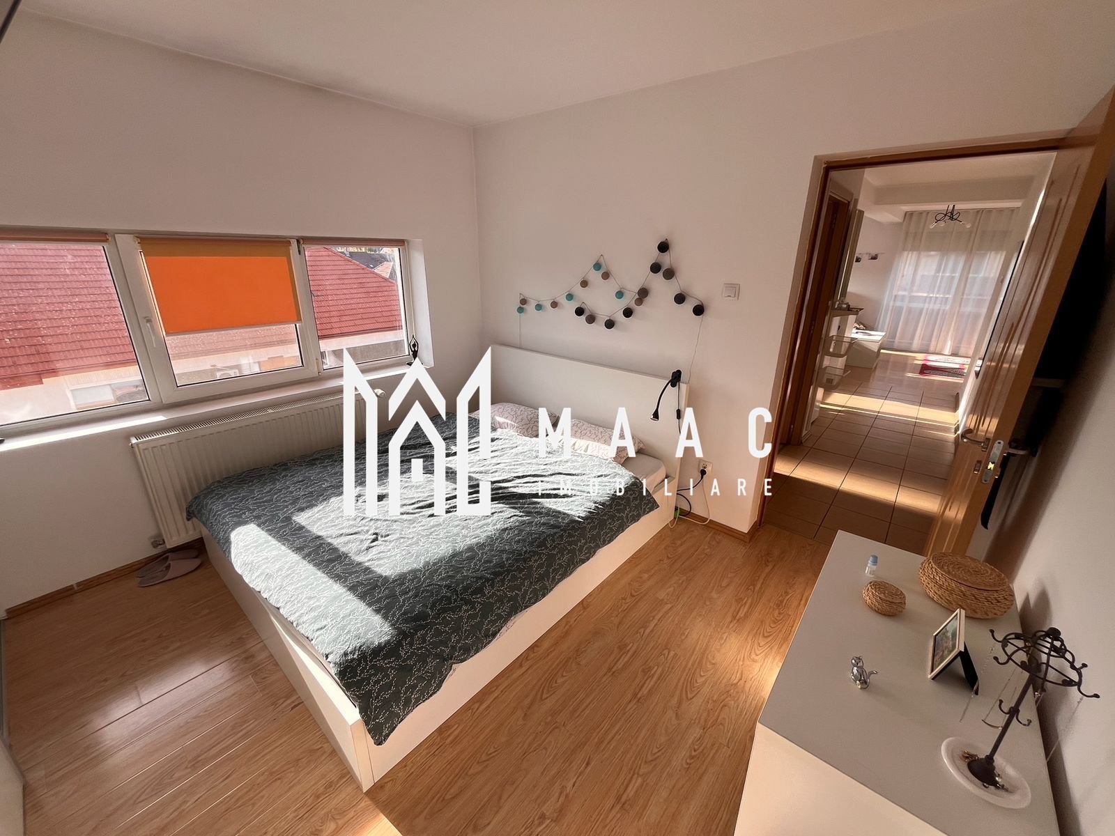 8b1255a350d94c9c93f915e51809e736-1