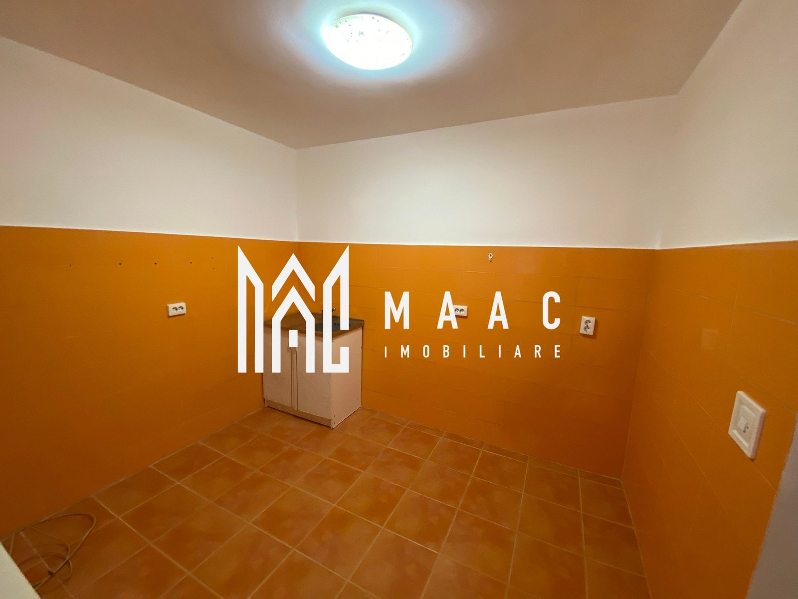 8b28ca0fbf804f5489b61636007ced70-2