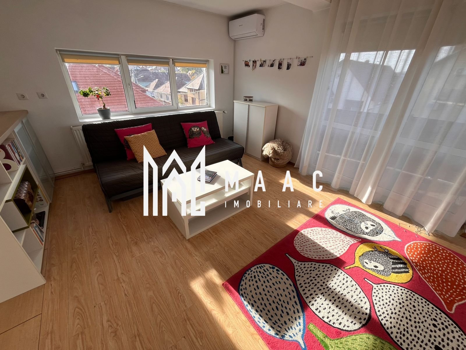 8c60e7f1b35b40a4be5451adc6bc0712-1