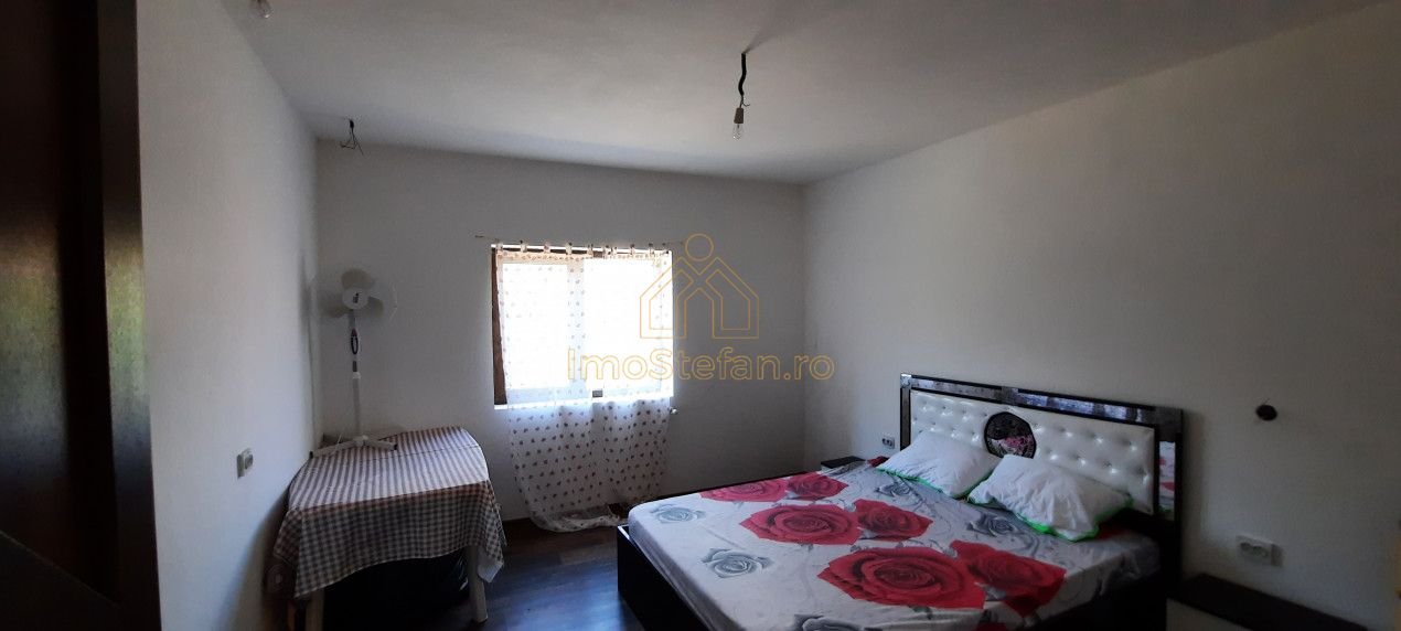 950c492bb40e4ff580bde9b7993c450b-2