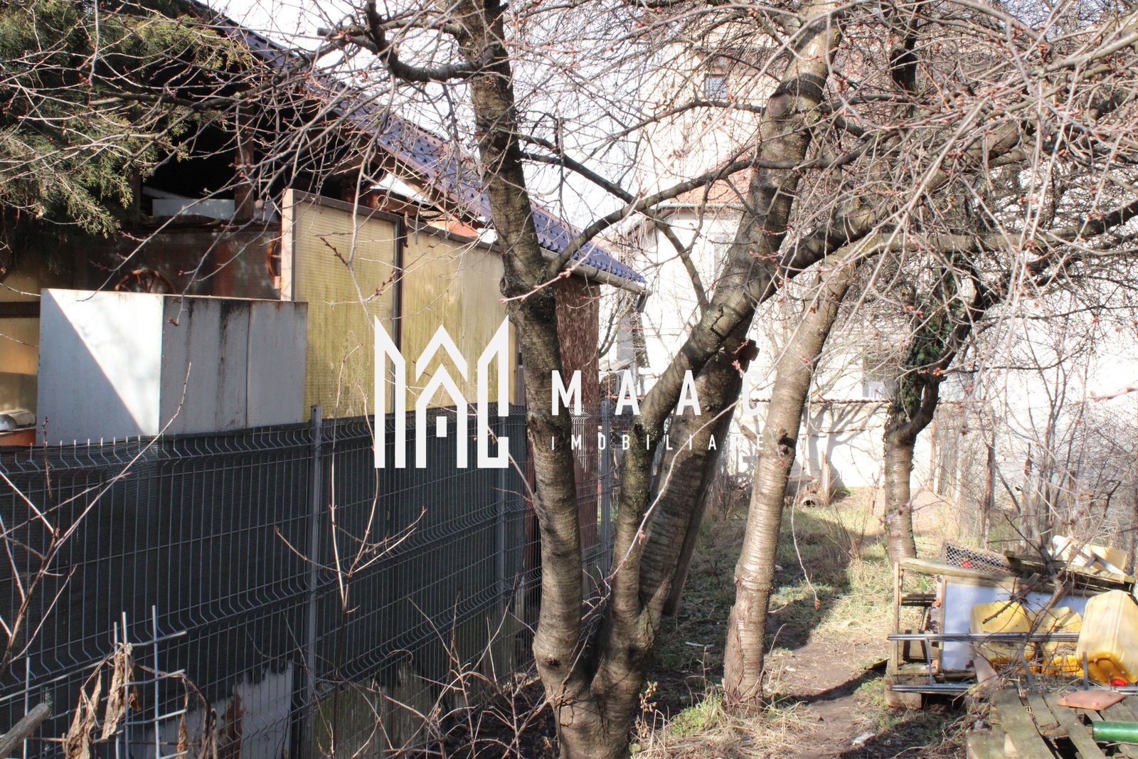 a36065cdb4014d2d8c1e281e5f7b588c