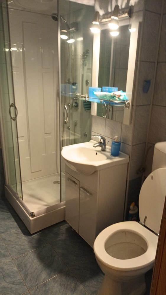 aa2670dcbc244657823077c22344e408