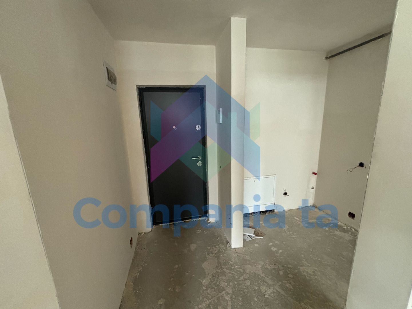 abdb348f81d343d58060e6c7c052f53a-317