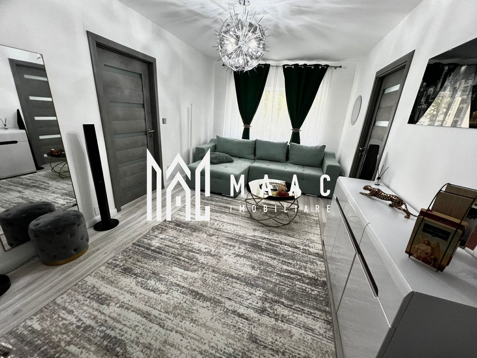 cbf092e903a147f682c8f0704a7090c9-1