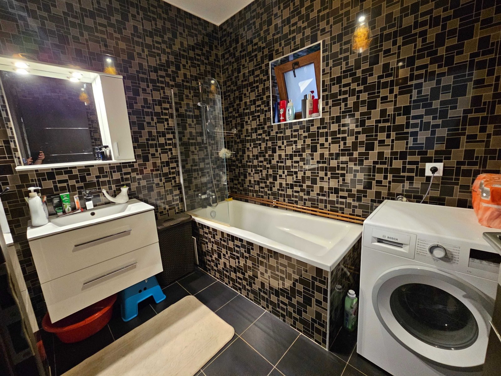 cce6f30acb93476aa008ad1da814e781