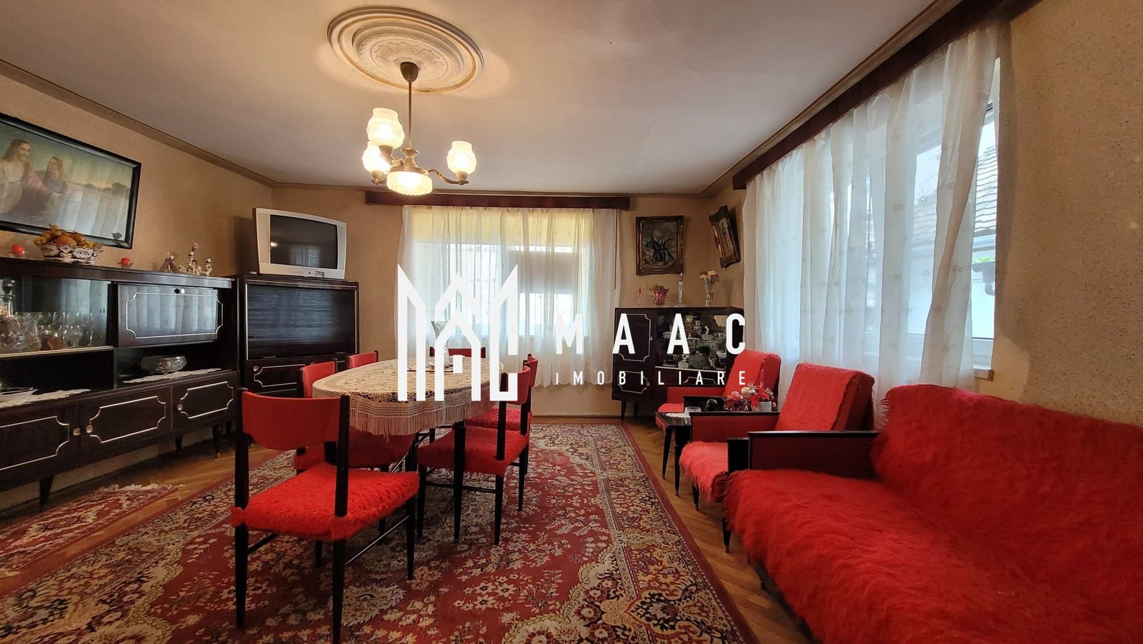 dd893a1a5b7f4c3a9184f44a0a6c8004