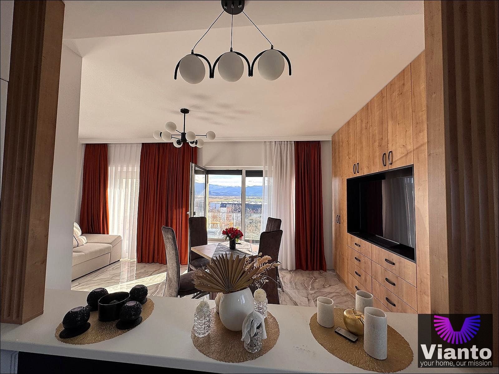 e4135a120e724e6d8c2abc10ae9eef2d