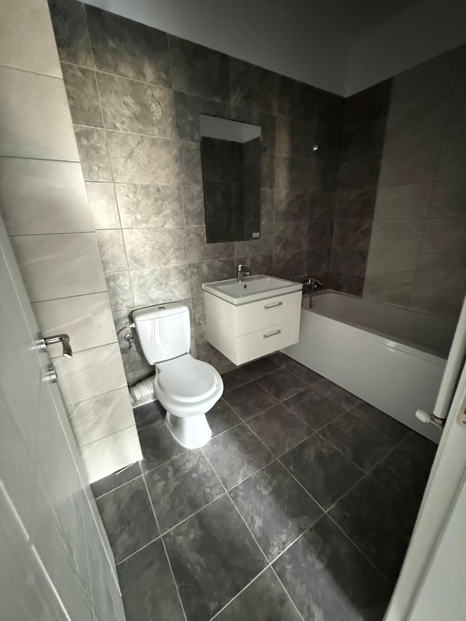 2eb57c3818cc42d581d57153247a708c