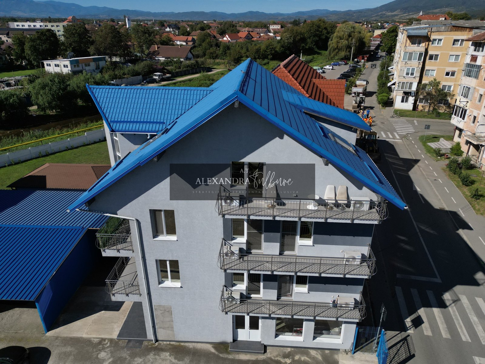 3191d2387e884970a02300de8214b017