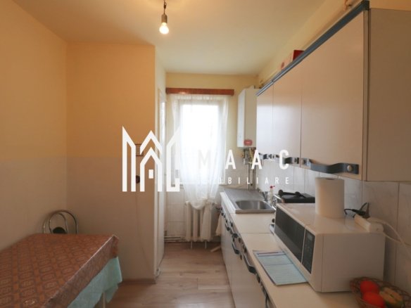 35bf3fc6398e48c7b18f7c32c659cf40