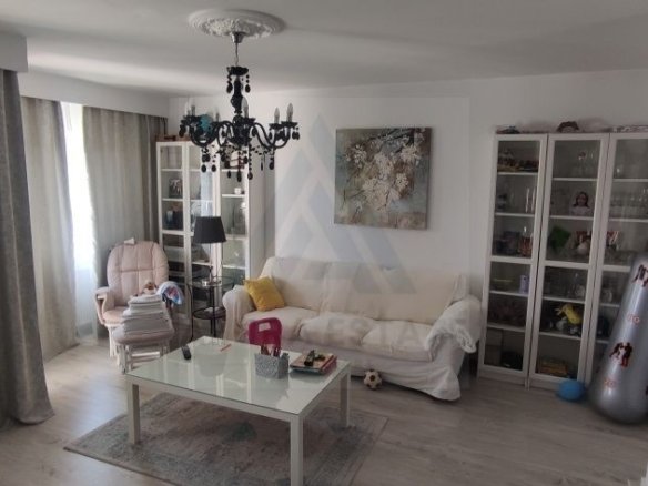 6c57f9a45f084b56839295619b26bed0