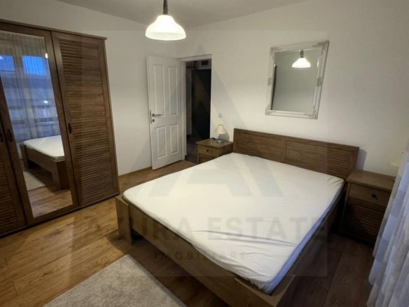 72fccc45fb4b4a9a86910cff7e27a387