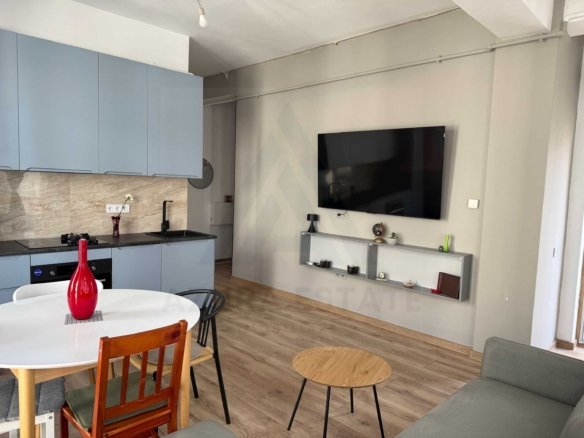 77d20b0d935e45df93f41b25b5e208a9 scaled