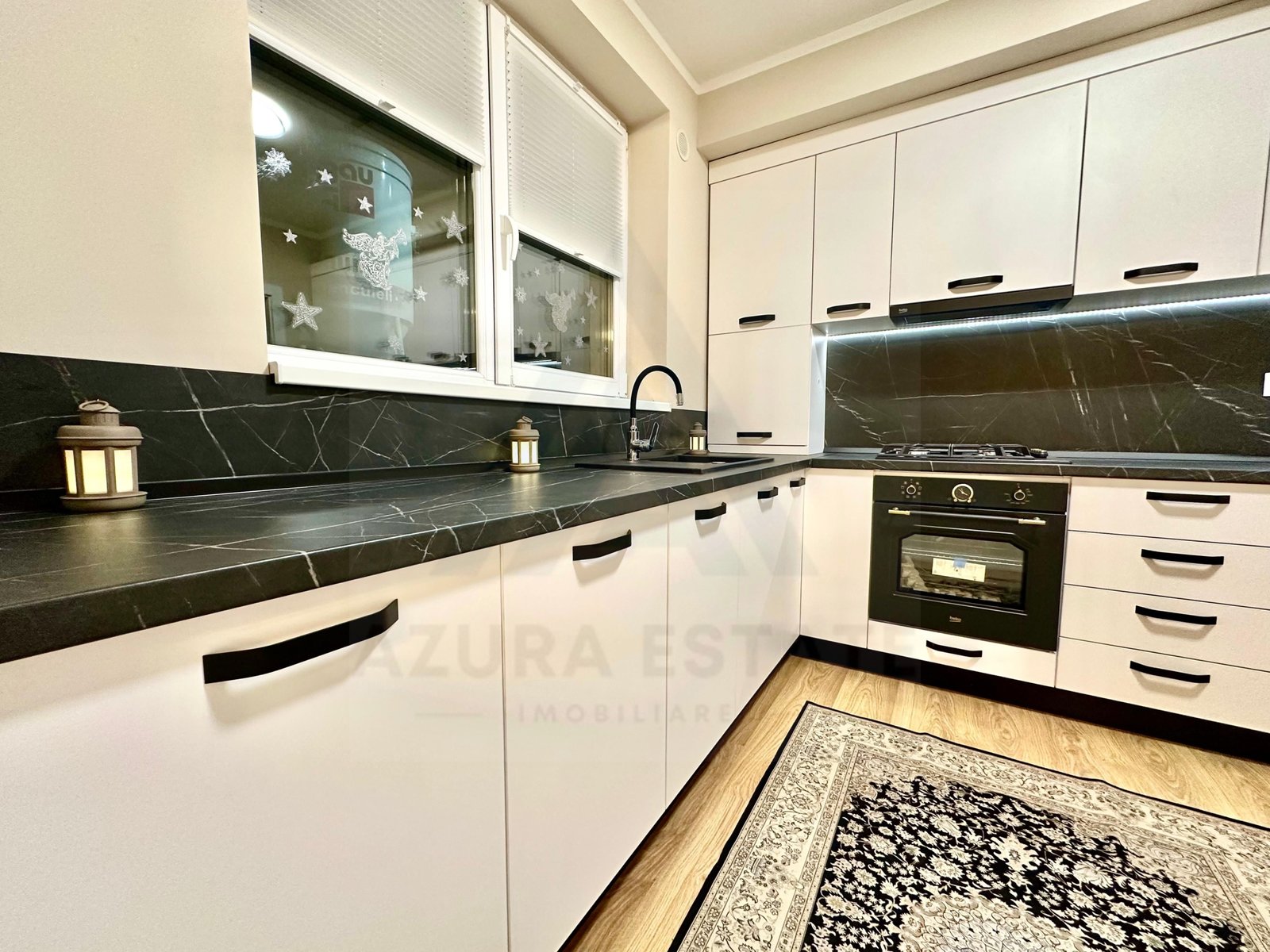 a112e00d7ab1464f9ccb5707de6013e3