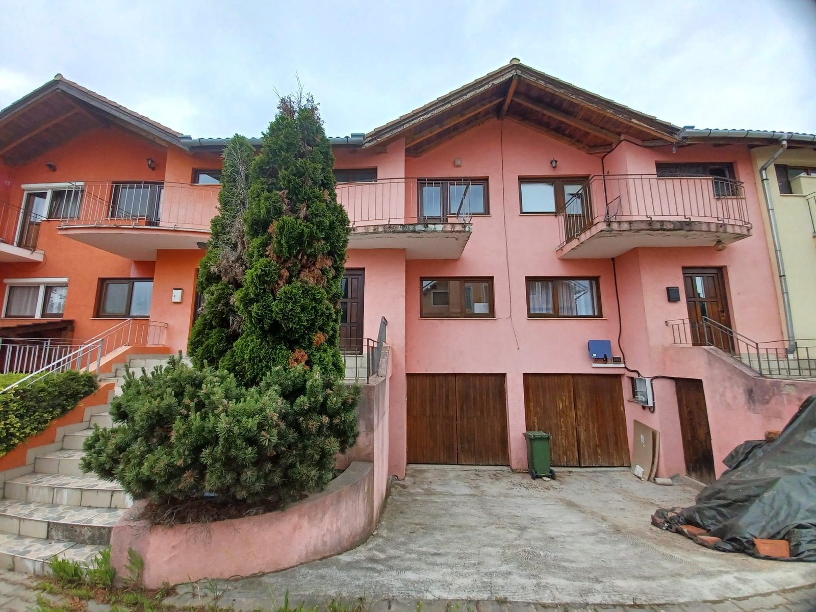 a595526434f9458eacaf2719377cba3b