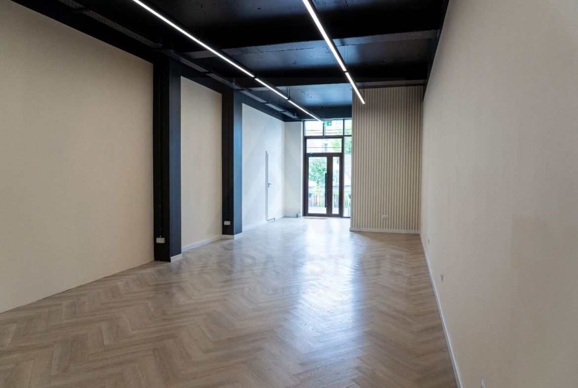 Spațiu comercial modern 75 m² încalzire in pardoseala City Residence