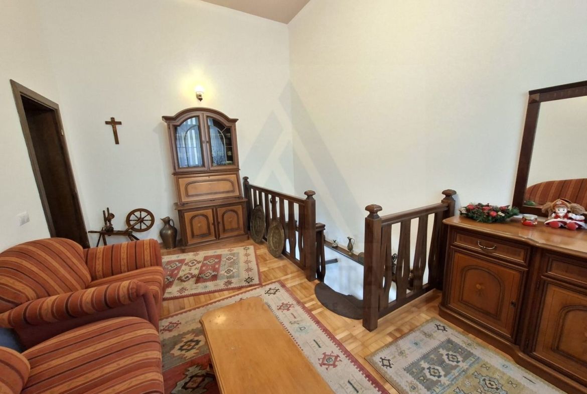 Apartament ultracentral 68 mp utili renovat premium Strada Arhivelor - Imagine principala