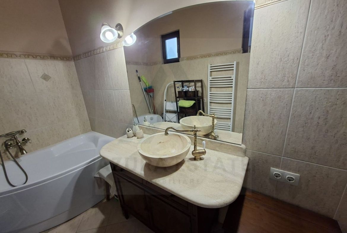 Apartament ultracentral 68 mp utili renovat premium Strada Arhivelor - foto 8