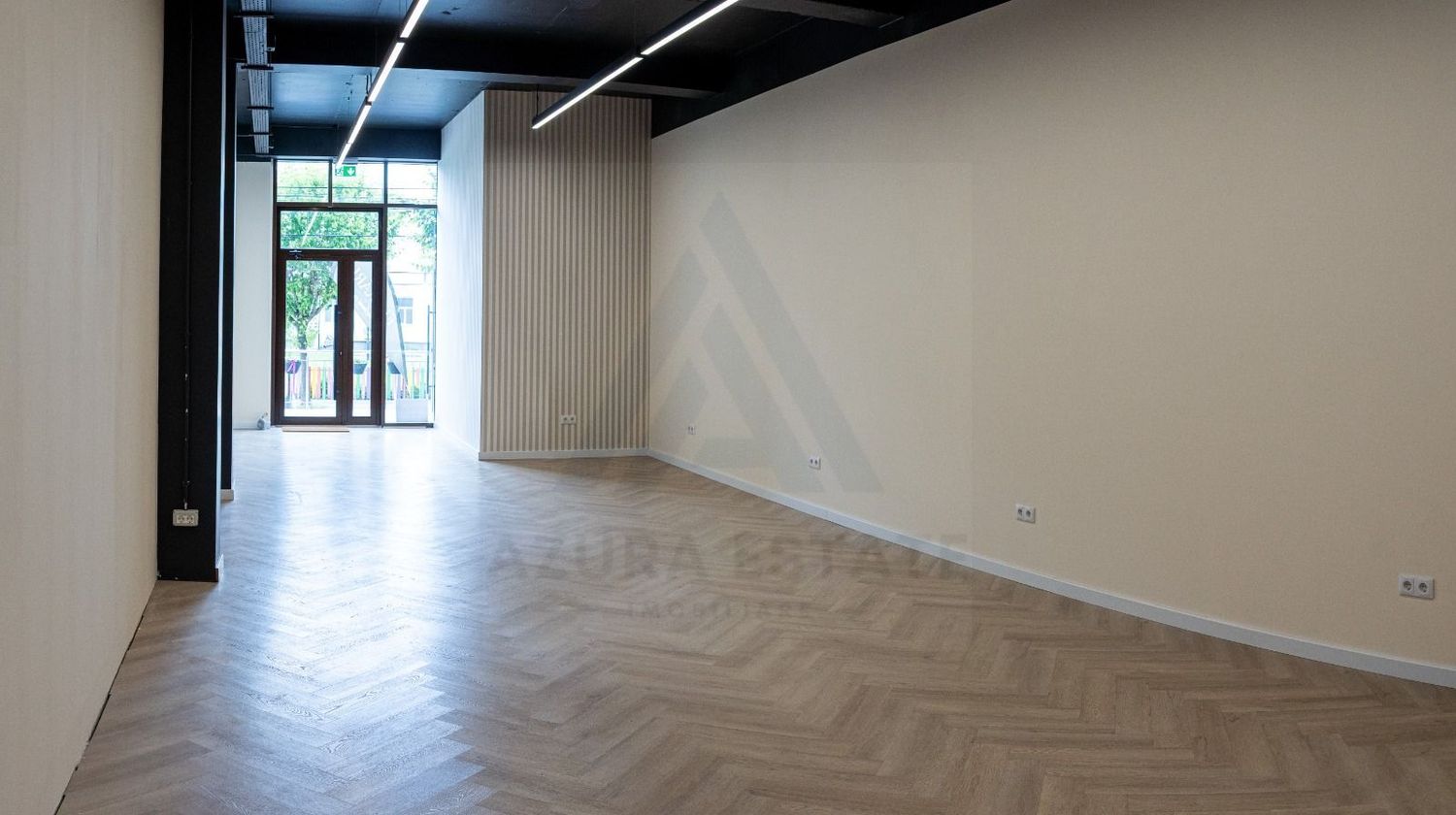 Spațiu comercial modern 75 m² încalzire in pardoseala City Residence Spațiu comercial modern 75 m² încalzire in pardoseala City Residence