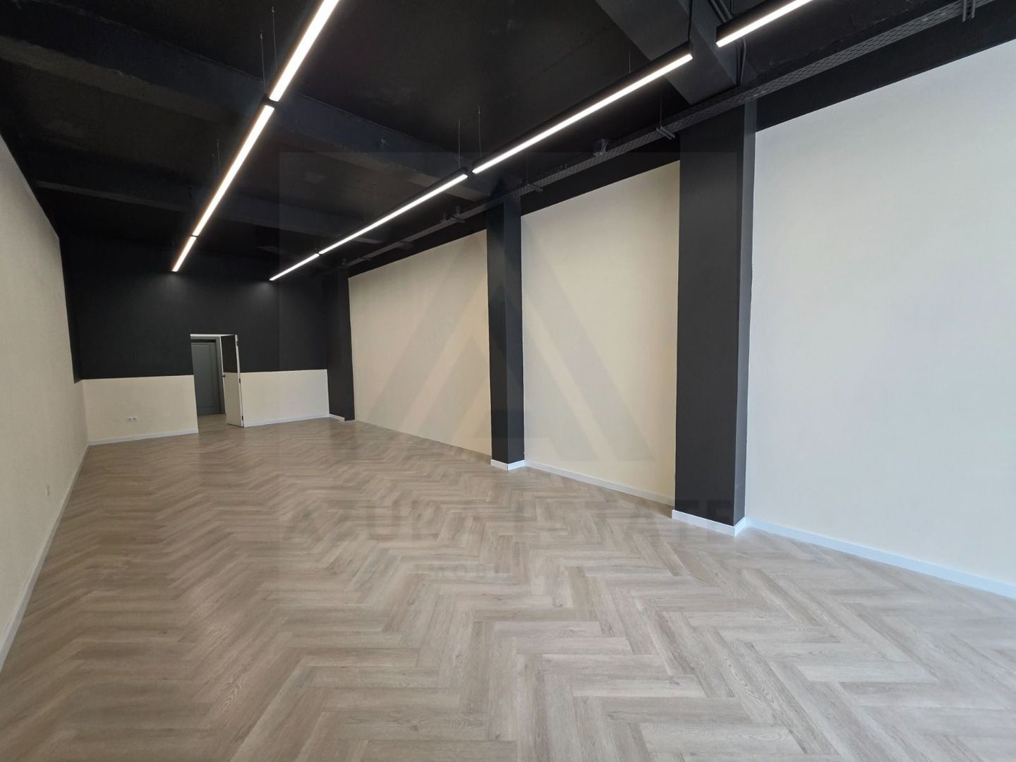 Spațiu comercial modern 75 m² încalzire in pardoseala City Residence Spațiu comercial modern 75 m² încalzire in pardoseala City Residence
