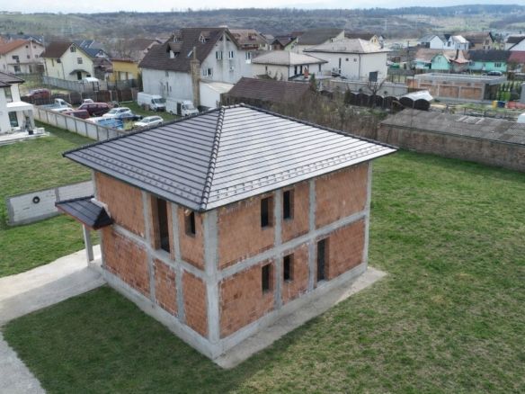Casa individuala la rosu 146 mp utili P+1 si teren 760 mp in Turnisor