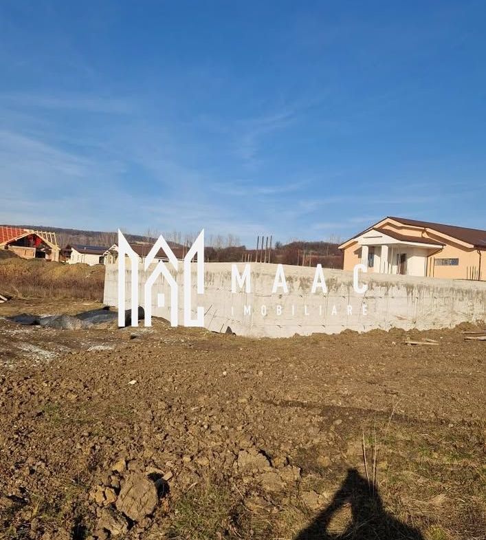 Teren 592 mp | Fundație | Autorizații la zi | Panoramă superbă-Zorabia