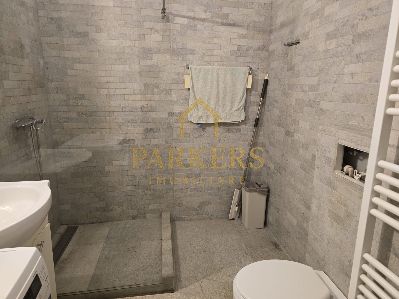 b1d9adcf15e449fd9d1040480529d4ae