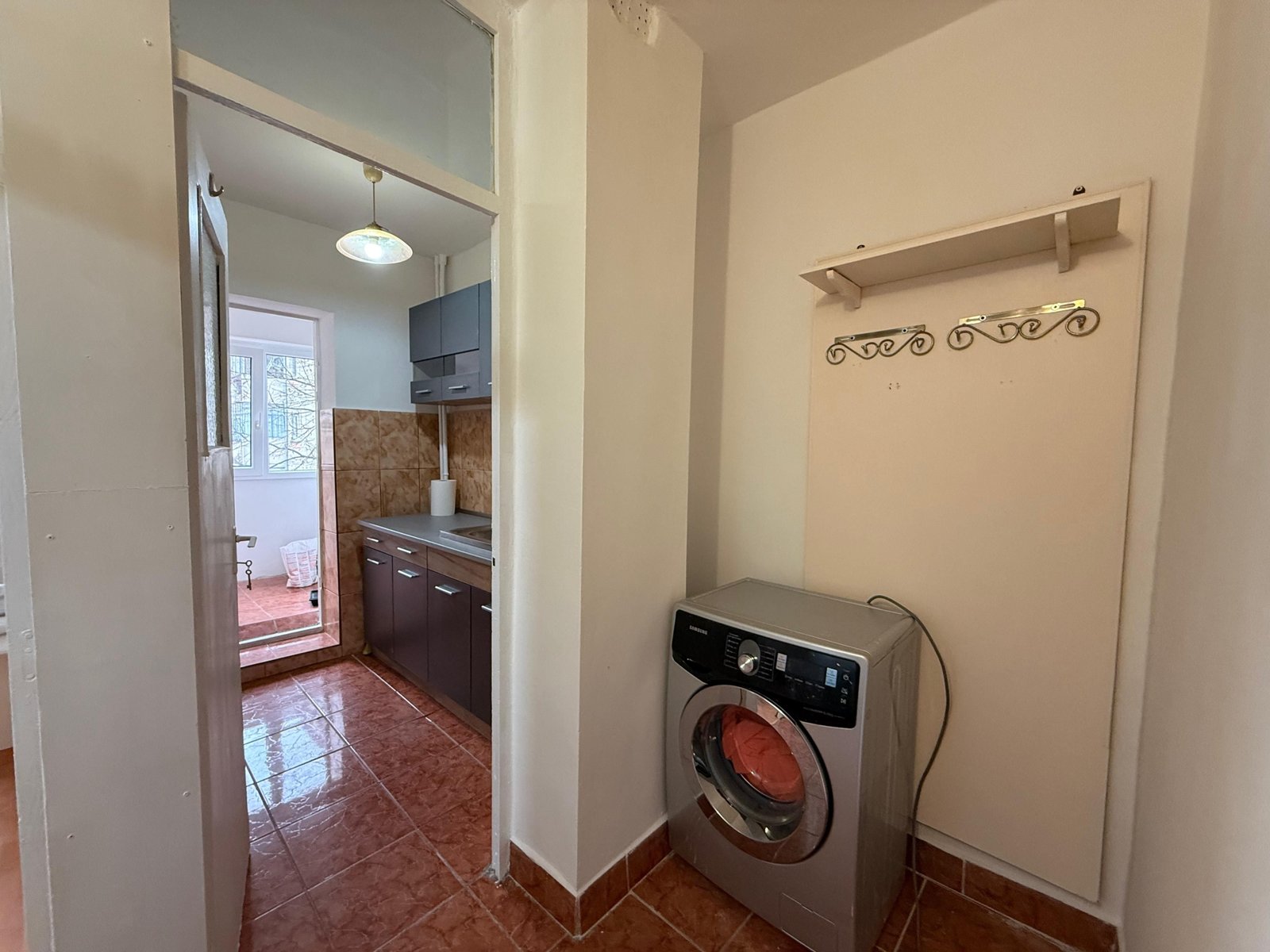 b2328c99ab9c4bf69e0dd67d81e3f170