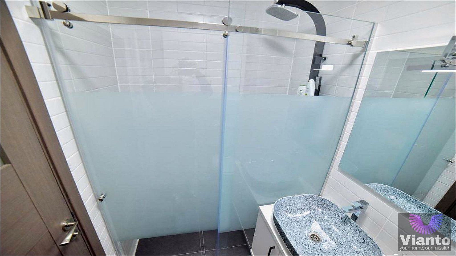 b56694c081e04b3195bb39e968095198