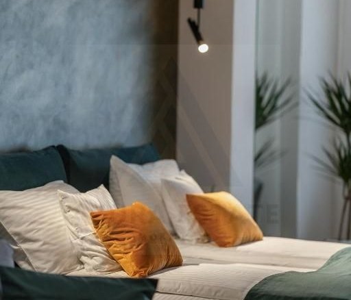 bc677354a33b4688b67cdb450f61f305