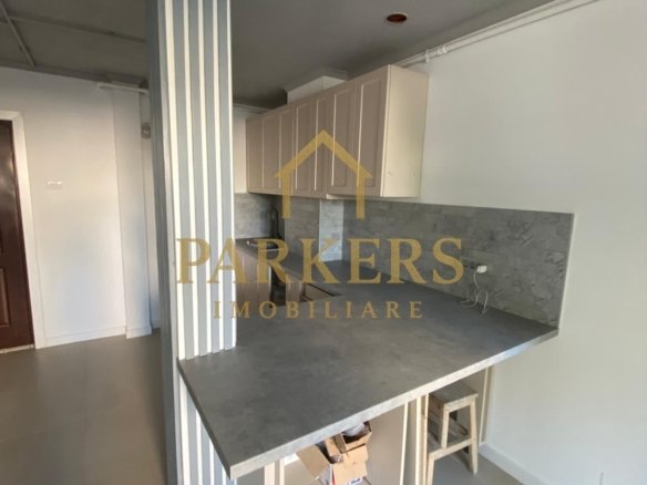 cb558dbf5e2744c98ee8ba909938ed77