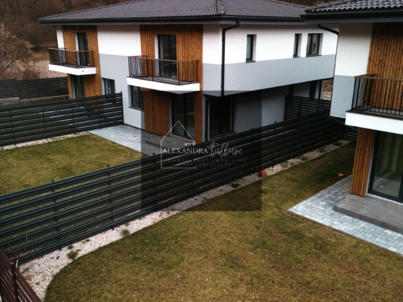 d1580fdb2f764a0d8147b30eb1fa0809 scaled