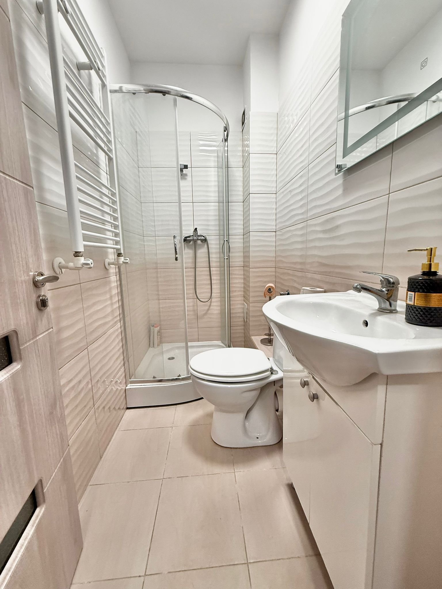 d56164566ac8482c9c3849365424f54d